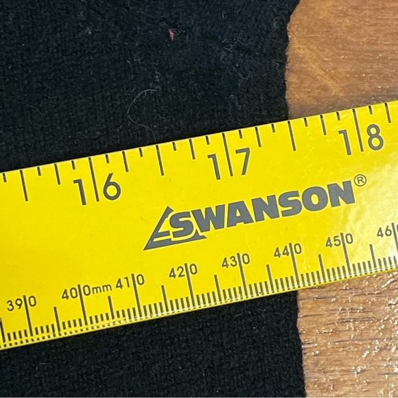 Lands’ End black Sweater size 6-8 100% cashmere - Picture 4 of 6